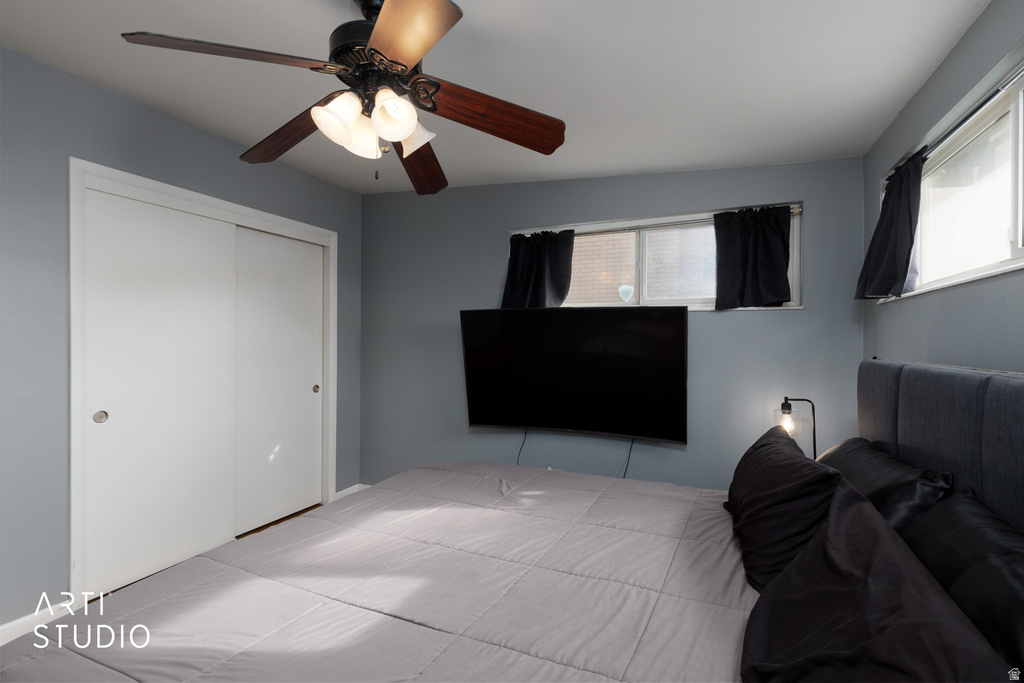 1916 W GREGORY DR Layton, UT 84041