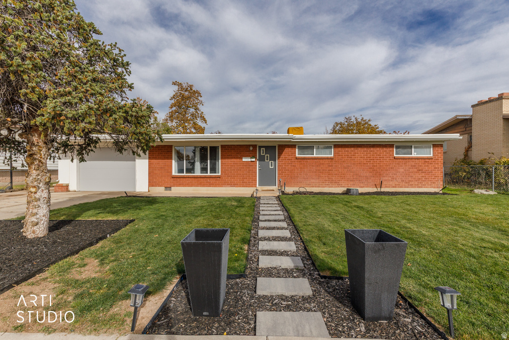 1916 W GREGORY DR Layton, UT 84041