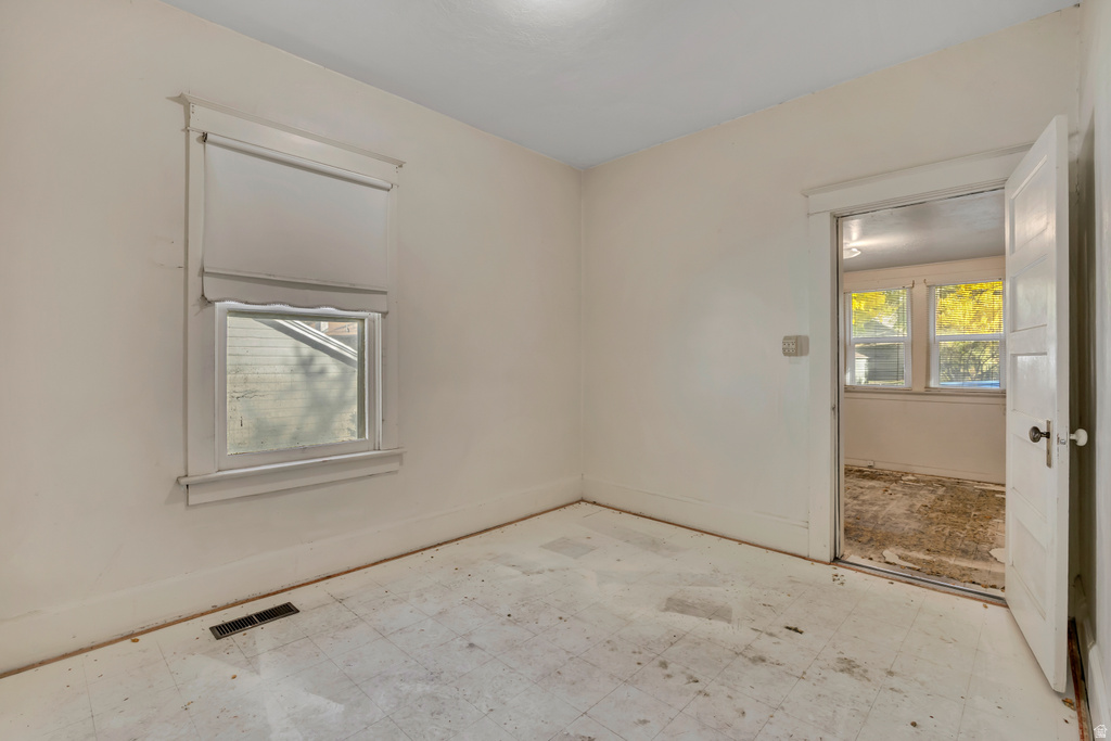 1963 S LAKE ST Salt Lake City, UT 84105