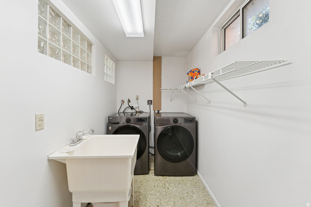 3214 MELBOURNE ST Salt Lake City, UT 84106