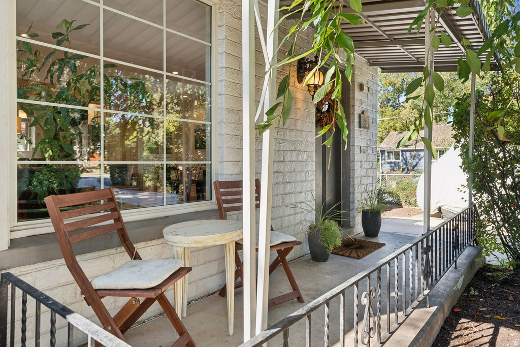 3214 MELBOURNE ST Salt Lake City, UT 84106