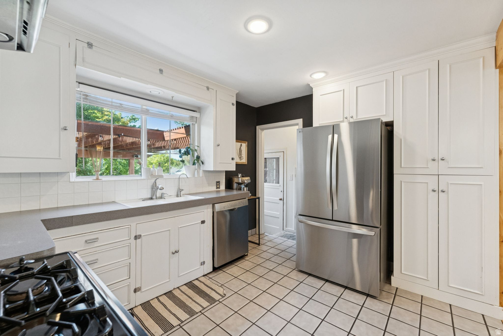 3214 MELBOURNE ST Salt Lake City, UT 84106