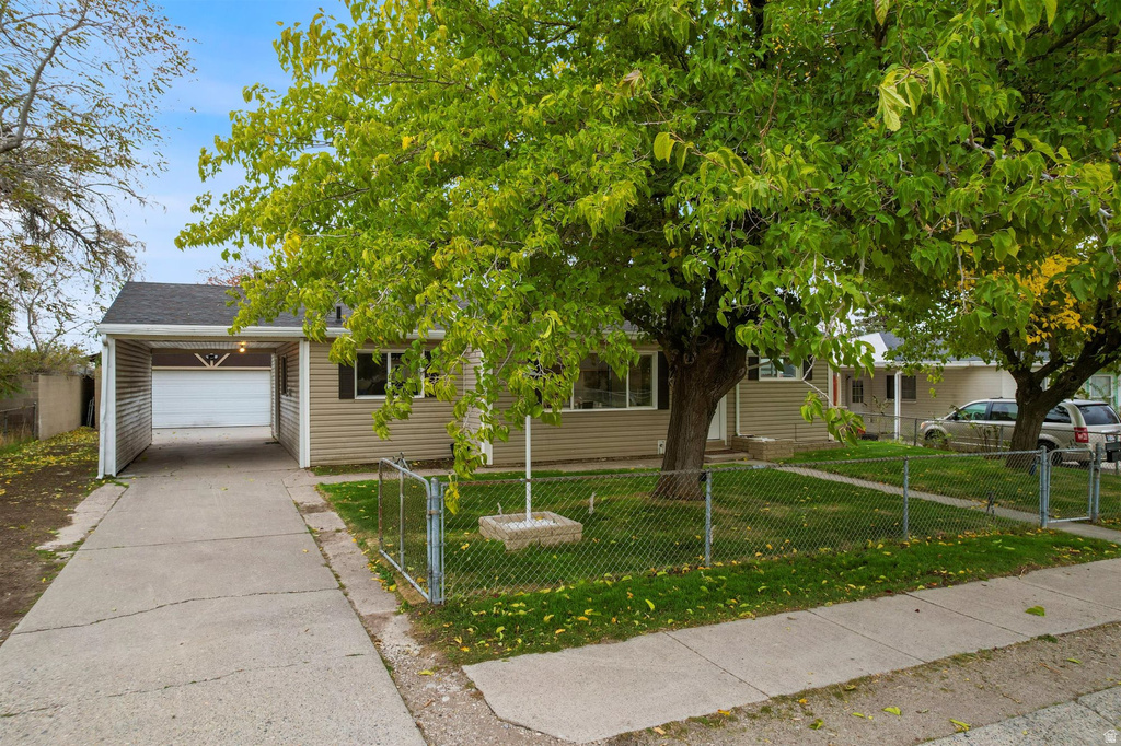 4362 W 5015 S Kearns, UT 84118