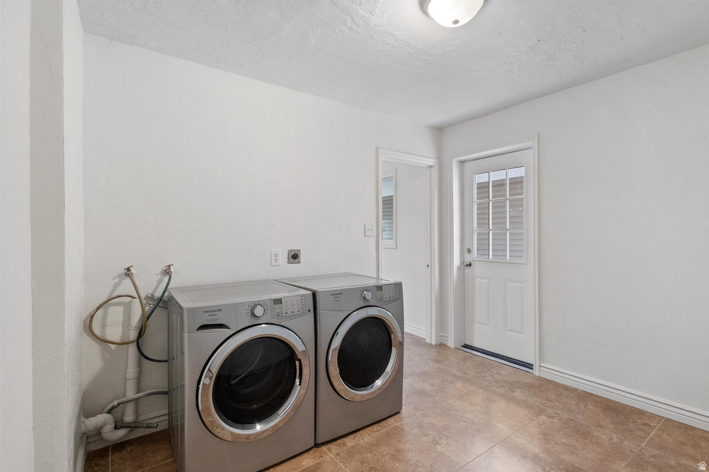 4362 W 5015 S Kearns, UT 84118