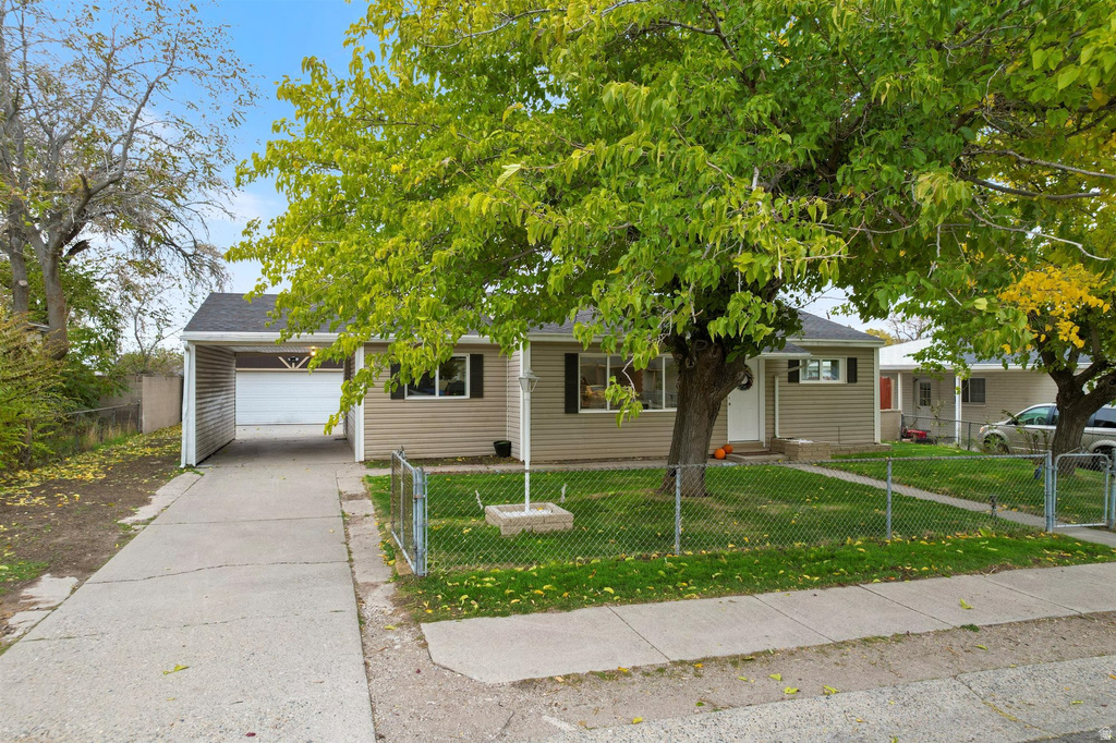 4362 W 5015 S Kearns, UT 84118