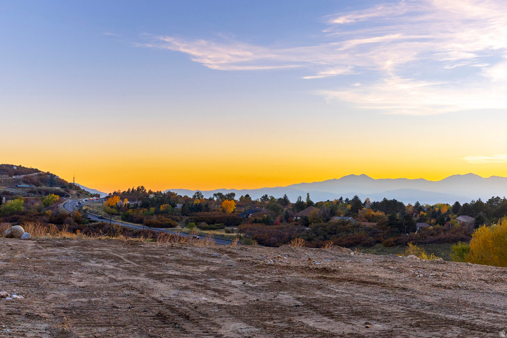 9512 S GRANITE TRAIL LN Sandy, UT 84092