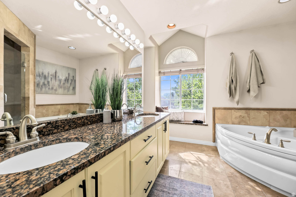 8017 S SHOWCASE LN Sandy, UT 84094