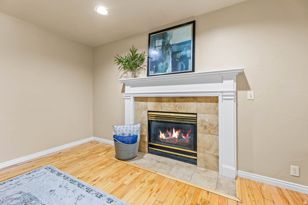 8017 S SHOWCASE LN Sandy, UT 84094