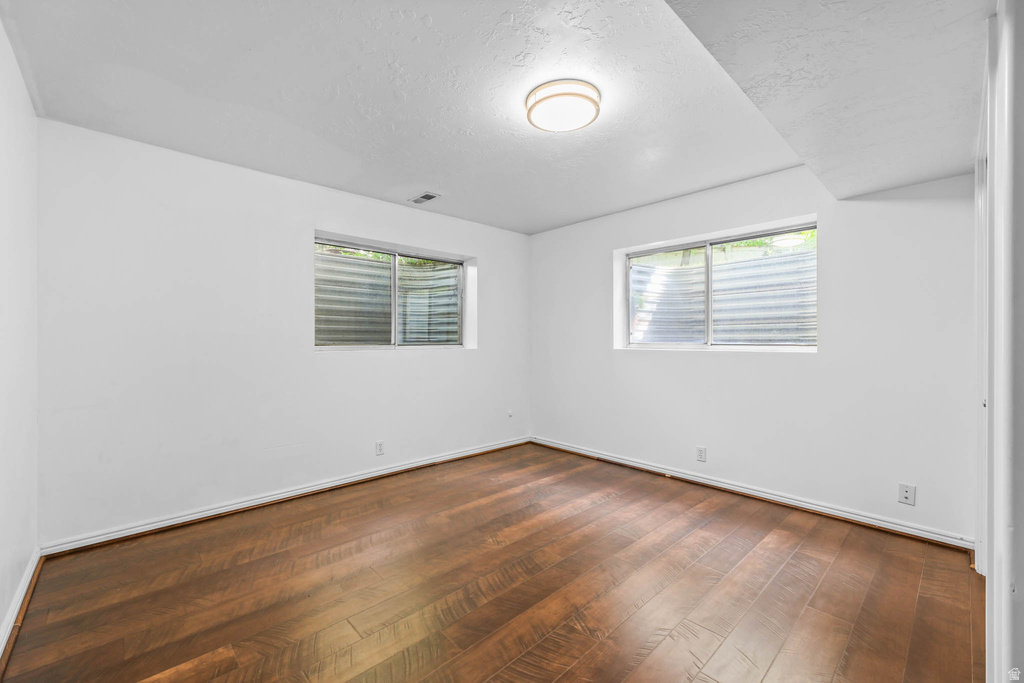 8017 S SHOWCASE LN Sandy, UT 84094