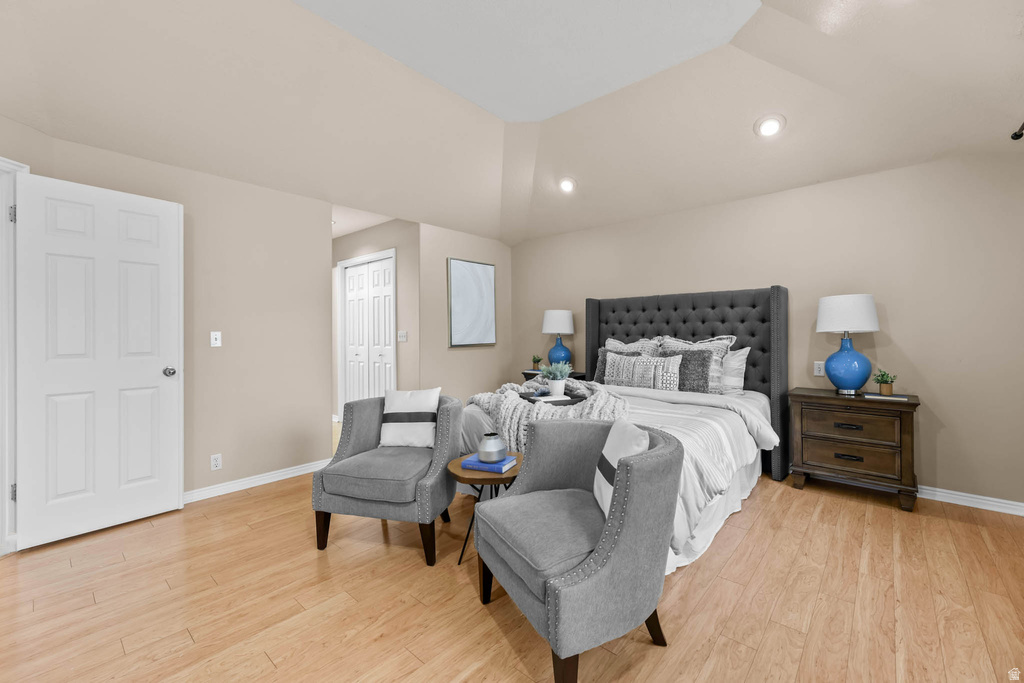 8017 S SHOWCASE LN Sandy, UT 84094