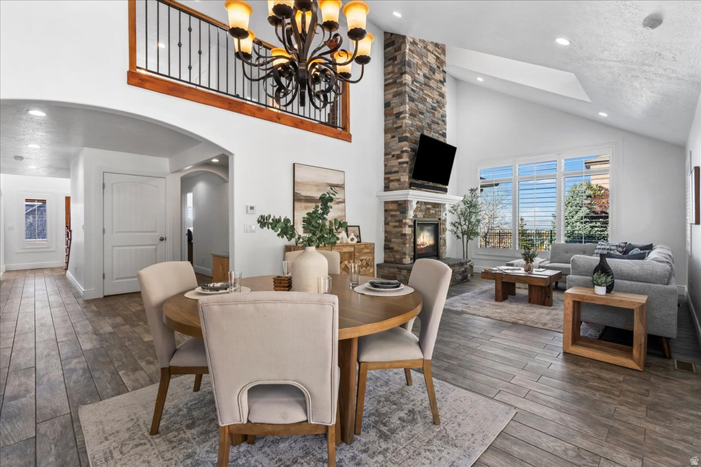 2541 E STONEBURY LOOP RD Springville, UT 84663