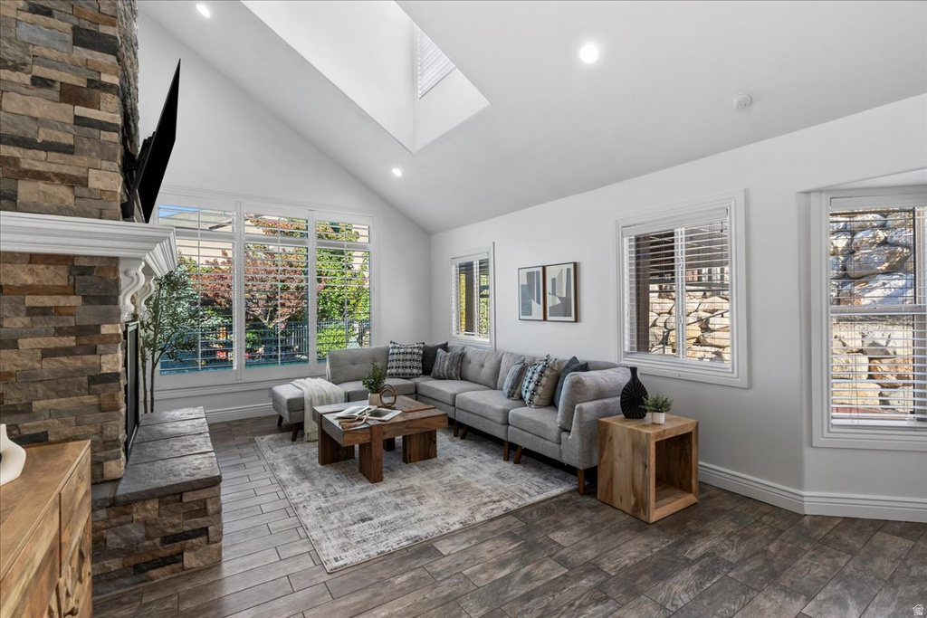 2541 E STONEBURY LOOP RD Springville, UT 84663