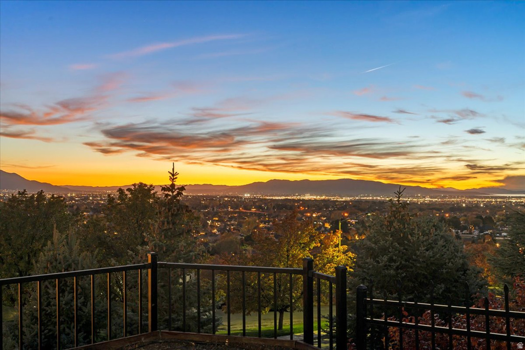 2541 E STONEBURY LOOP RD Springville, UT 84663