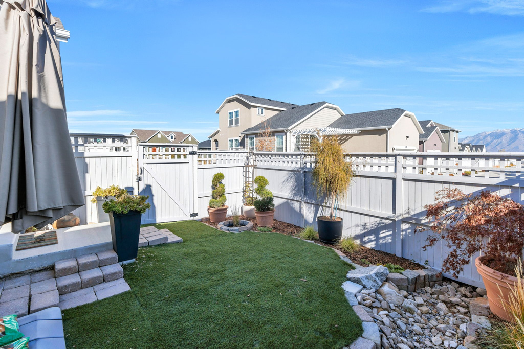 11721 S GANNET WAY South Jordan, UT 84009