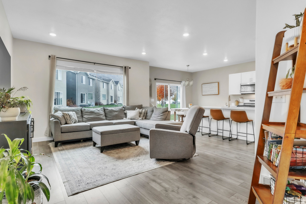 879 S BRUBAKER WAY Santaquin, UT 84655