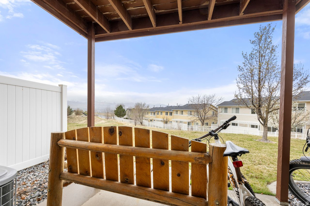 33 E ANN ARBOR DR Draper, UT 84020