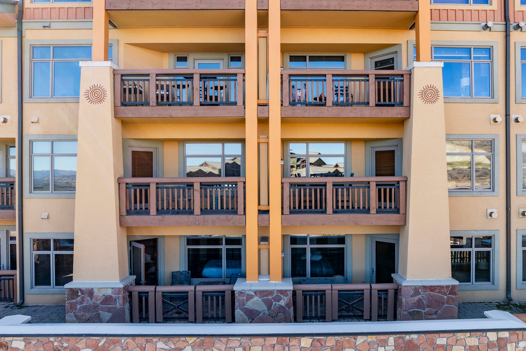 3720 SUNDIAL CT #B203 Park City, UT 84098