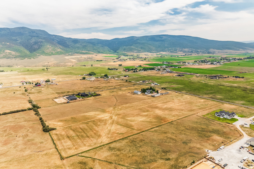 364 W ROB YOUNG LN Oakley, UT 84055