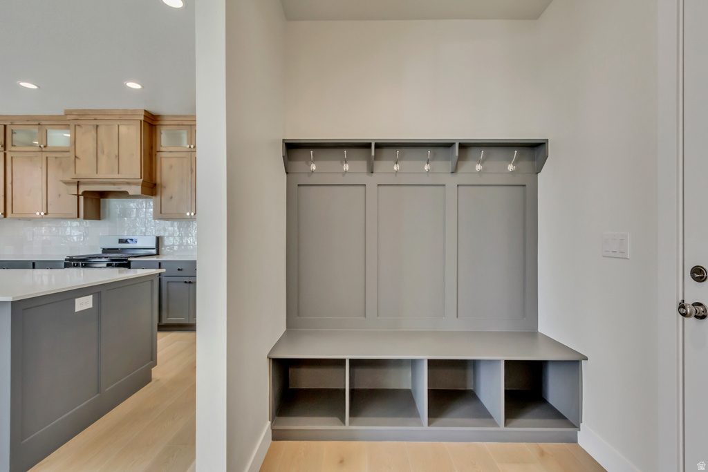 5344 N HONEY SUCKLE WAY Eagle Mountain, UT 84005