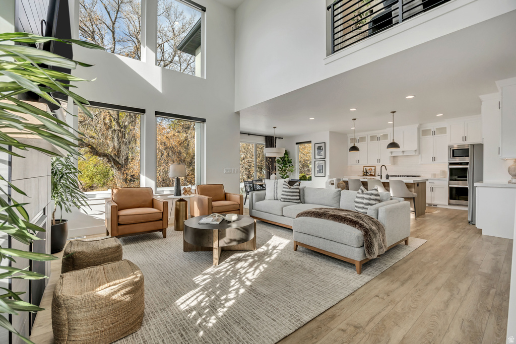 1301 N 900 W #12 Lehi, UT 84043