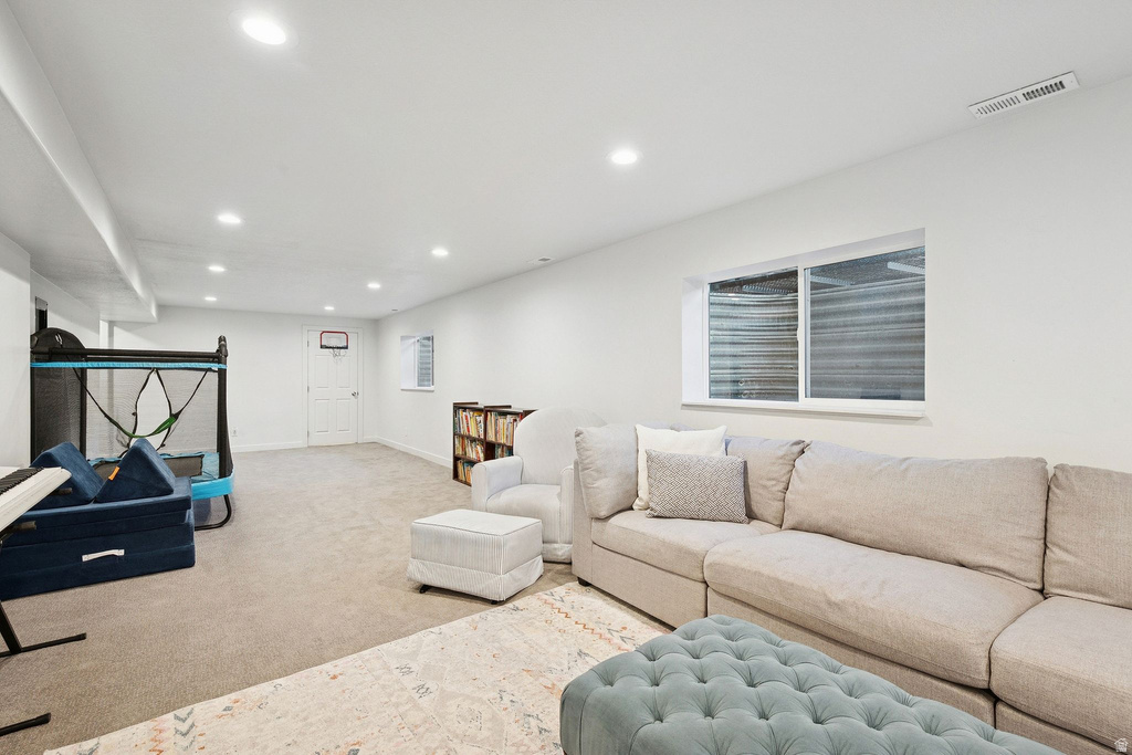 9635 S 1600 W South Jordan, UT 84095