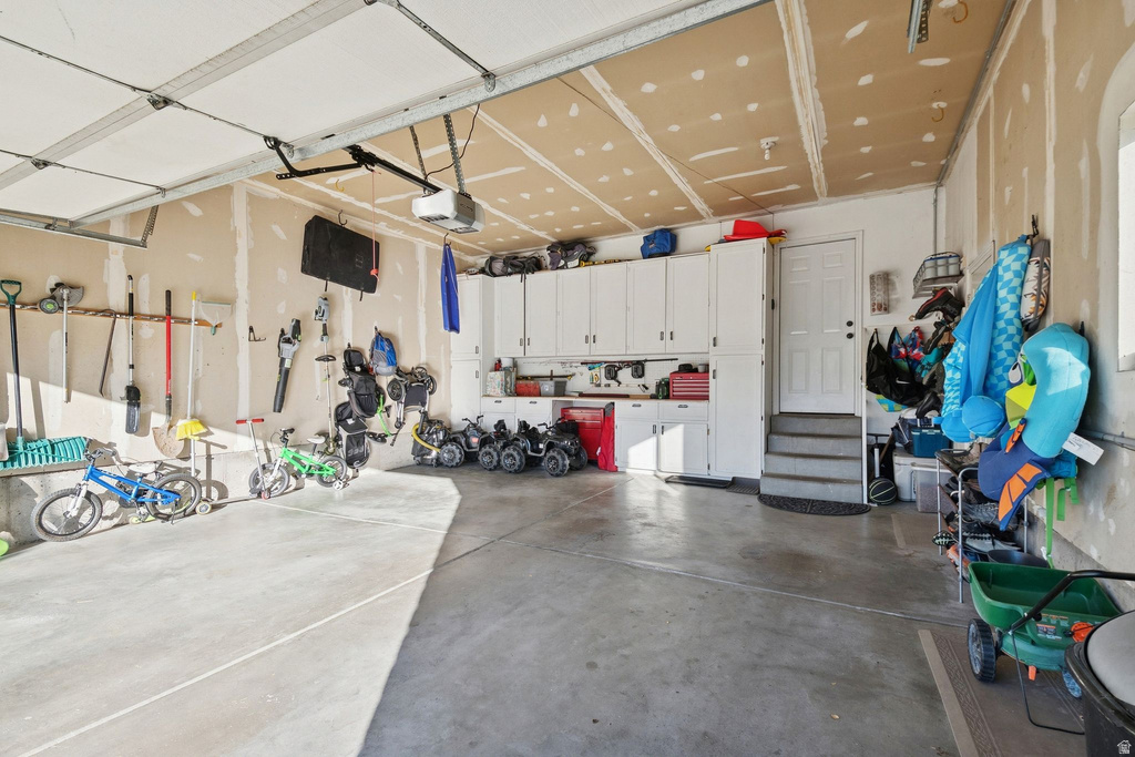 9635 S 1600 W South Jordan, UT 84095