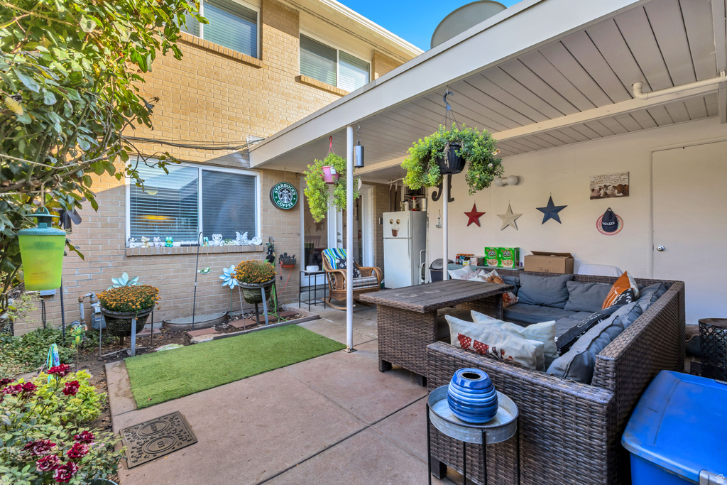 825 E THREE FOUNTAINS CIR #16 Murray, UT 84107