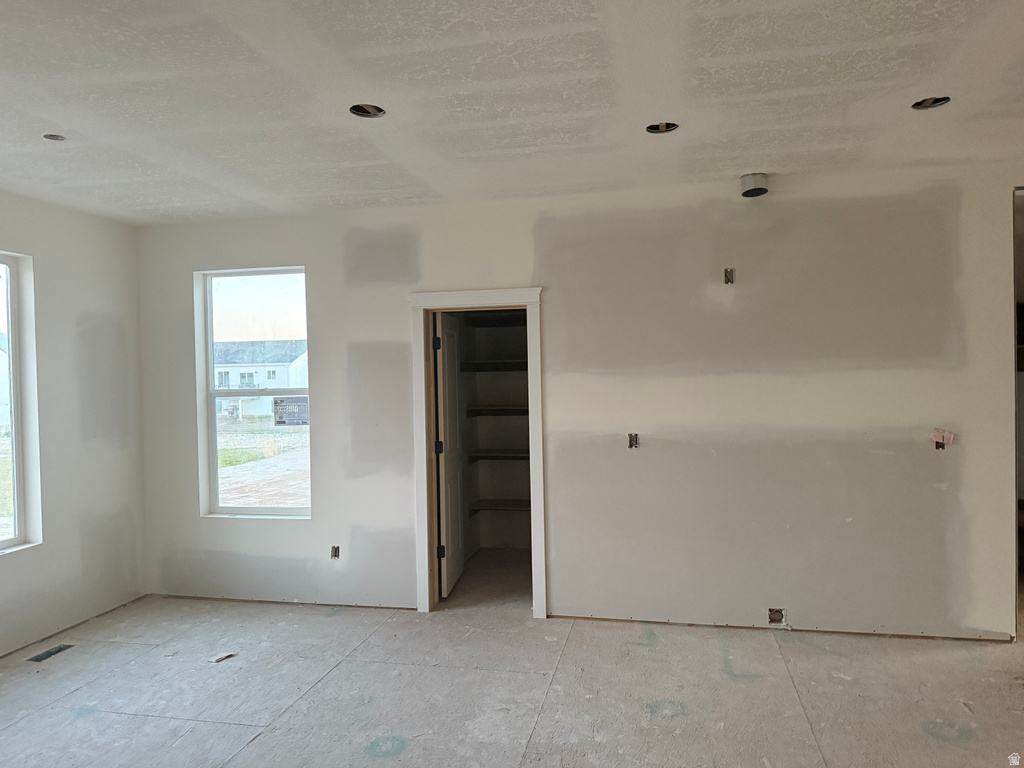 1927 S FITZROY Taylor, UT 84401