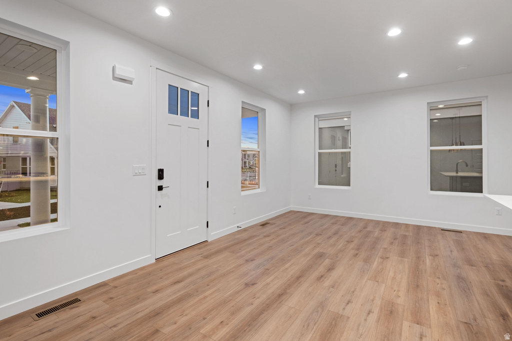 6984 W LAKE AVE South Jordan, UT 84009