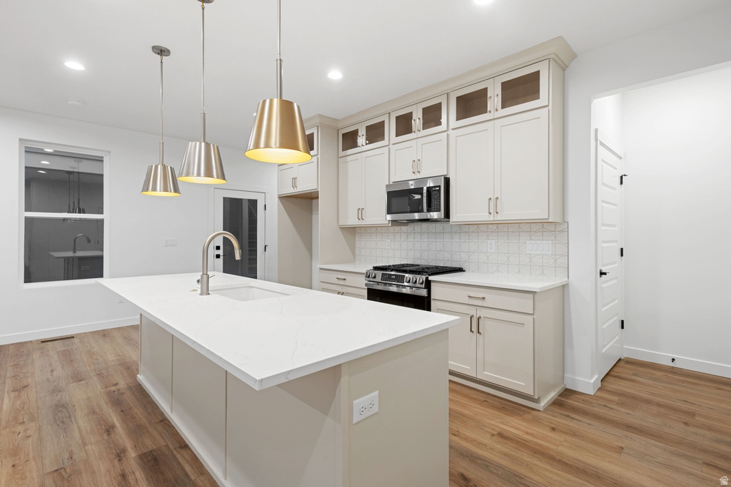 6984 W LAKE AVE South Jordan, UT 84009