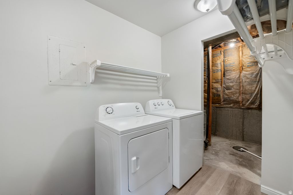 9141 S LITTLE CREEK DR West Jordan, UT 84088