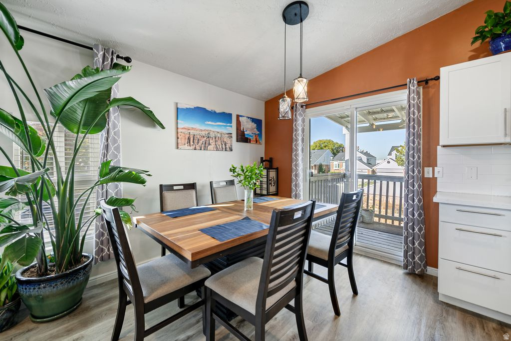 9141 S LITTLE CREEK DR West Jordan, UT 84088