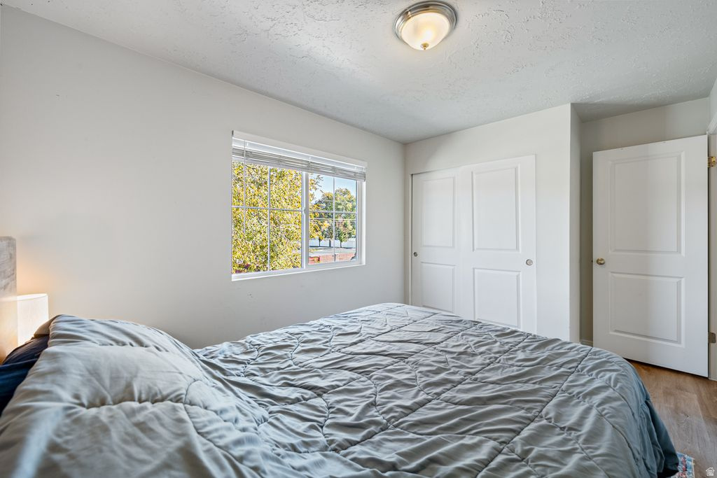 9141 S LITTLE CREEK DR West Jordan, UT 84088