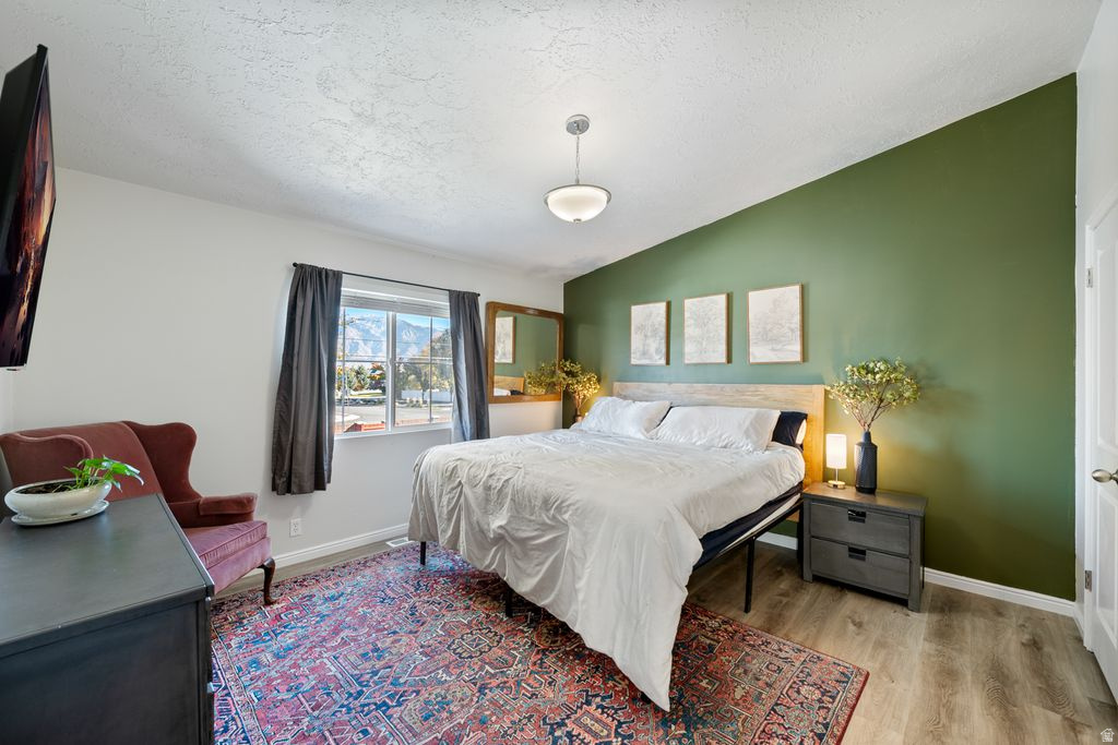 9141 S LITTLE CREEK DR West Jordan, UT 84088