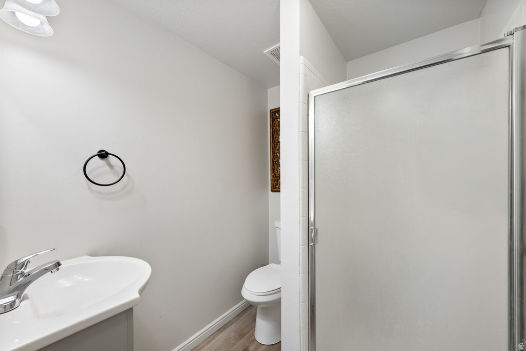 9141 S LITTLE CREEK DR West Jordan, UT 84088