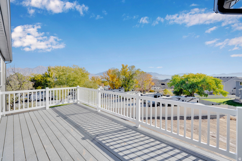 47 E NIGHT HERON CV #613 Saratoga Springs, UT 84045