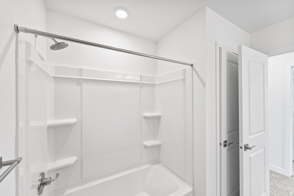 5477 N SADDLE STONE DR. #534 Eagle Mountain, UT 84005