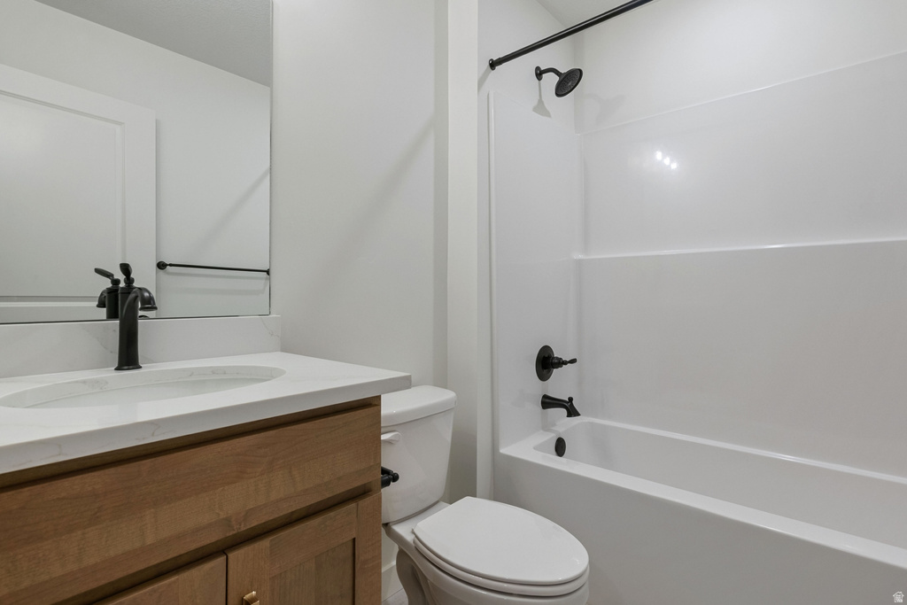 6988 W LAKE AVE South Jordan, UT 84009