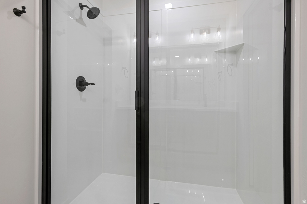 6988 W LAKE AVE South Jordan, UT 84009