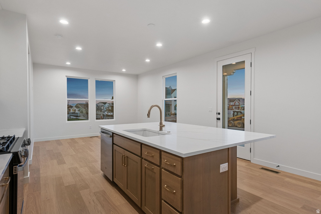 6988 W LAKE AVE South Jordan, UT 84009