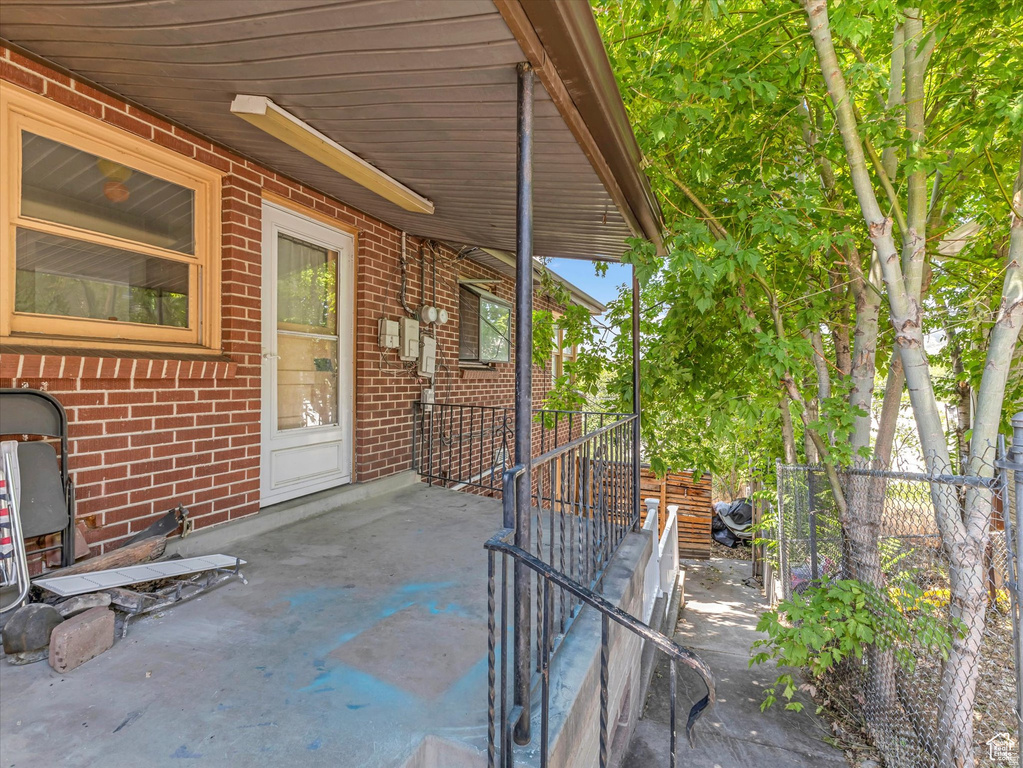 1815 E HILLCREST AVE Salt Lake City, UT 84106