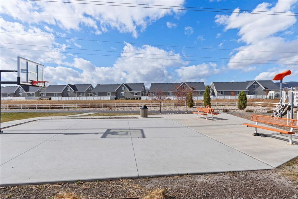 3647 W 2280 N #E304 Lehi, UT 84043