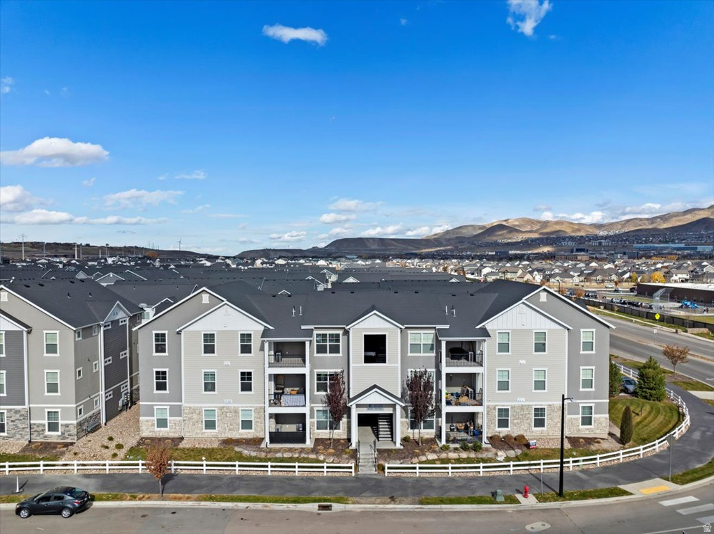 3647 W 2280 N #E304 Lehi, UT 84043