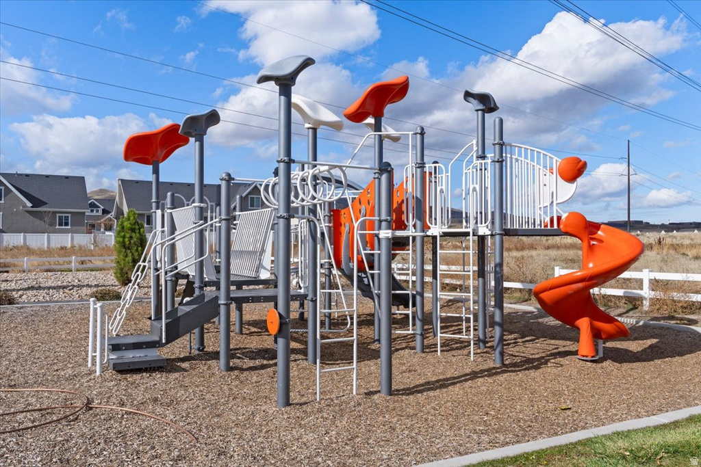 3647 W 2280 N #E304 Lehi, UT 84043