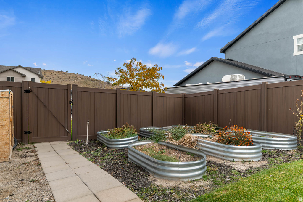 7335 N PAWNEE RD Eagle Mountain, UT 84005