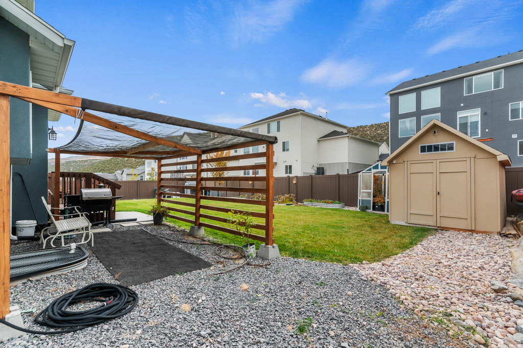 7335 N PAWNEE RD Eagle Mountain, UT 84005