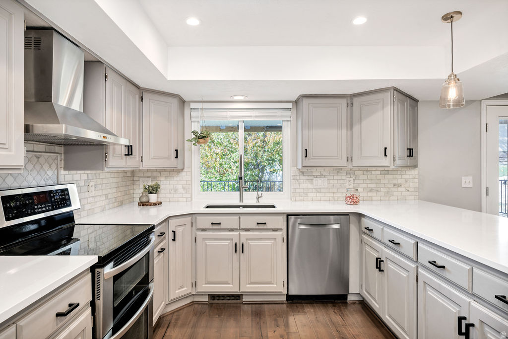 2009 N 150 E Centerville, UT 84014