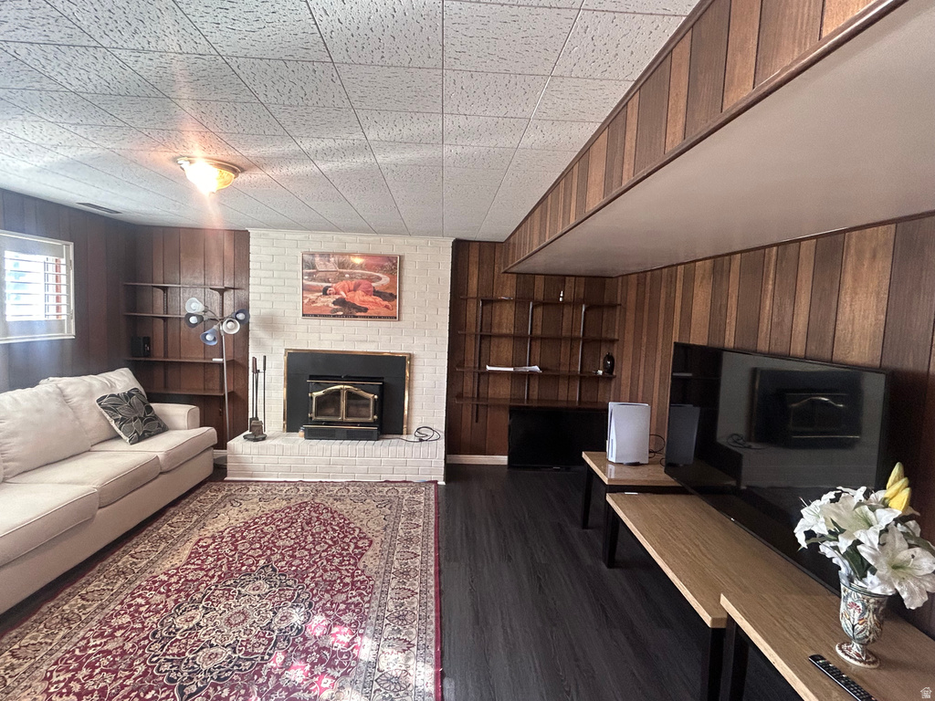 547 E PIONEER AVE Sandy, UT 84070