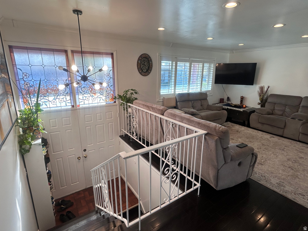 547 E PIONEER AVE Sandy, UT 84070