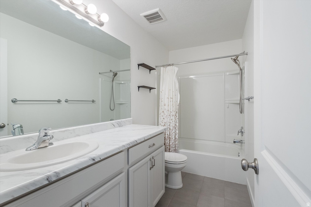 1546 W. PARKVIEW DR Syracuse, UT 84075